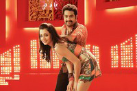 Dammu Stills